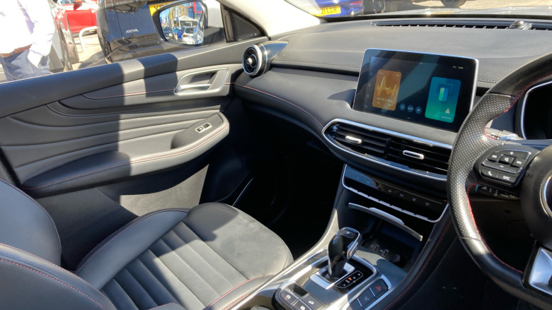 MG HS 1.5 T-GDI Trophy 5dr DCT Petrol Hatchback